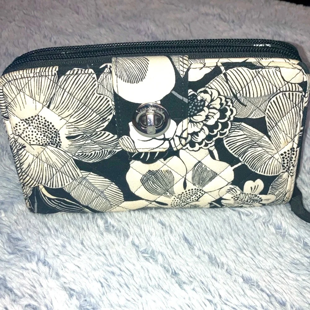 Vera Bradley Black and White Floral Wallet - Picture 10 of 12
